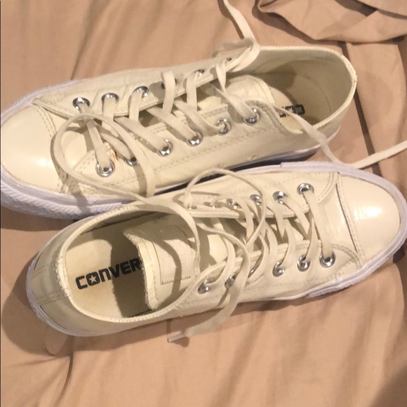 Shoes - Picture 2 of 2